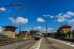 Bei prächtiger Sonne im Bahnhof Süßen präsentierte sich am 17.06.19 der 80-34 122 Bnrbdzf 481.1 auf der RB nach Esslingen(Neckar)